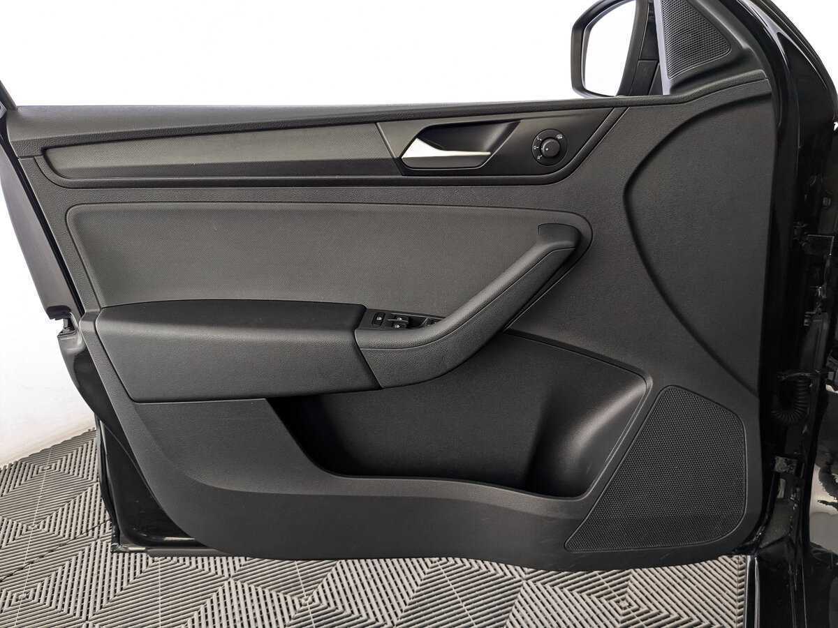 Volkswagen Polo, 2020 - Фото №17