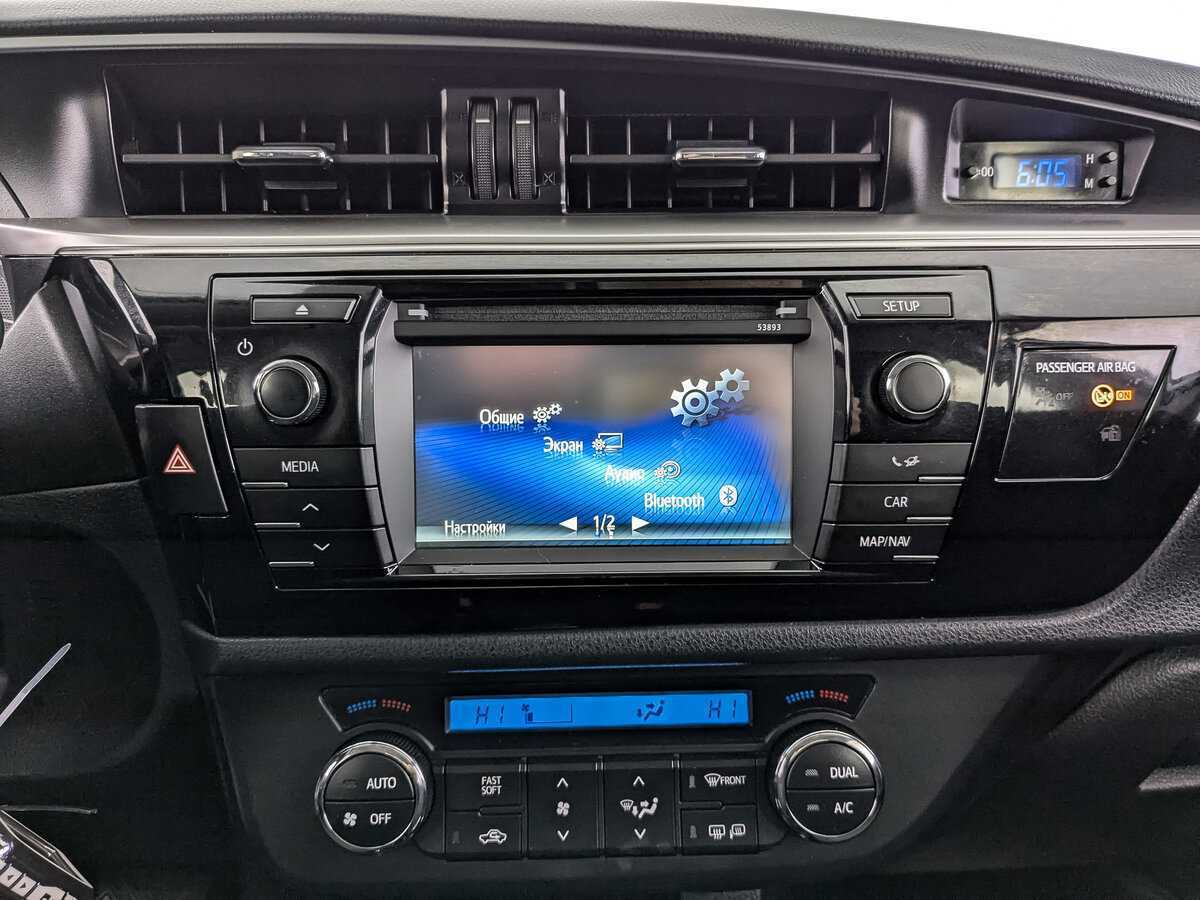 Toyota Corolla, 2014 - Фото №14