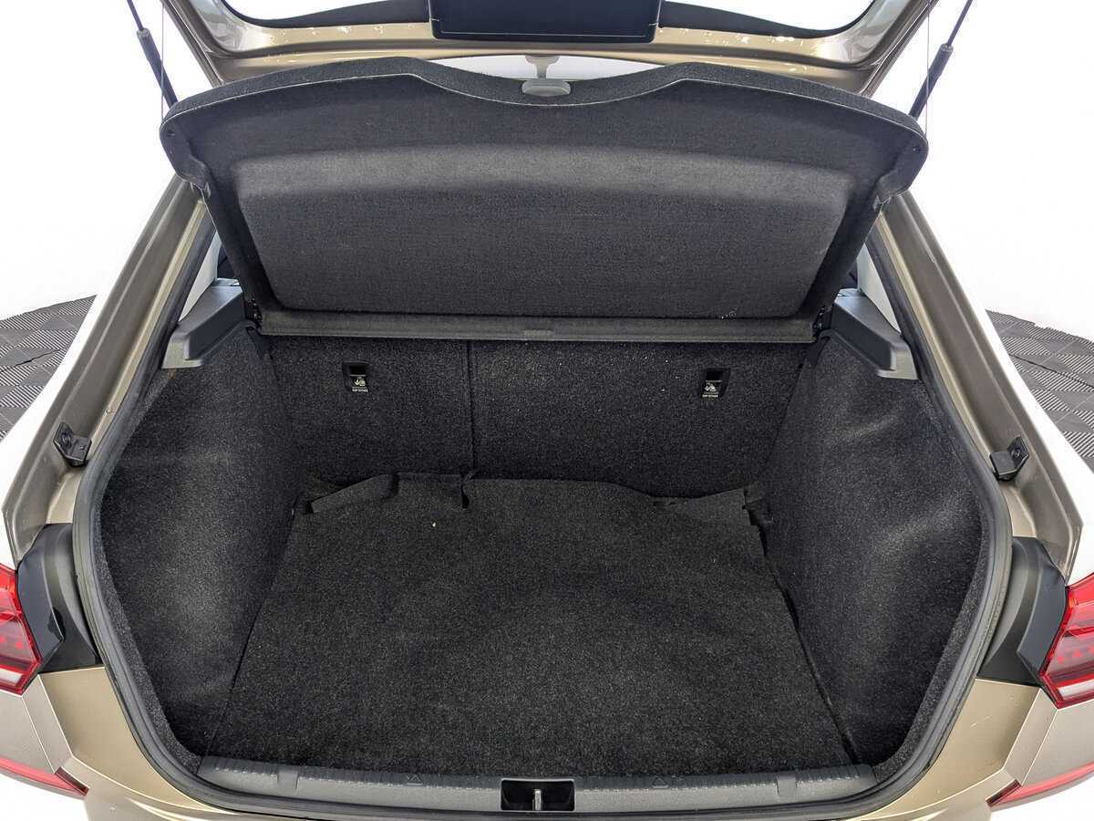 Volkswagen Polo, 2020 - Фото №9