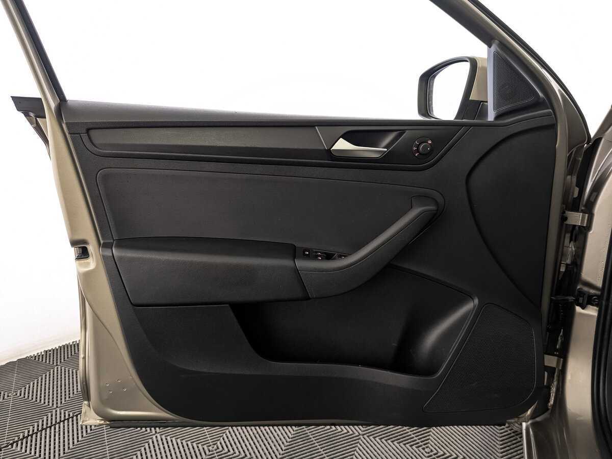 Volkswagen Polo, 2020 - Фото №18