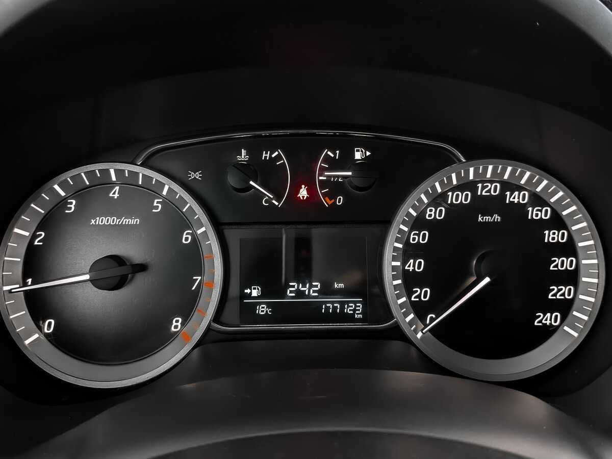 Nissan Sentra, 2014 - Фото №15