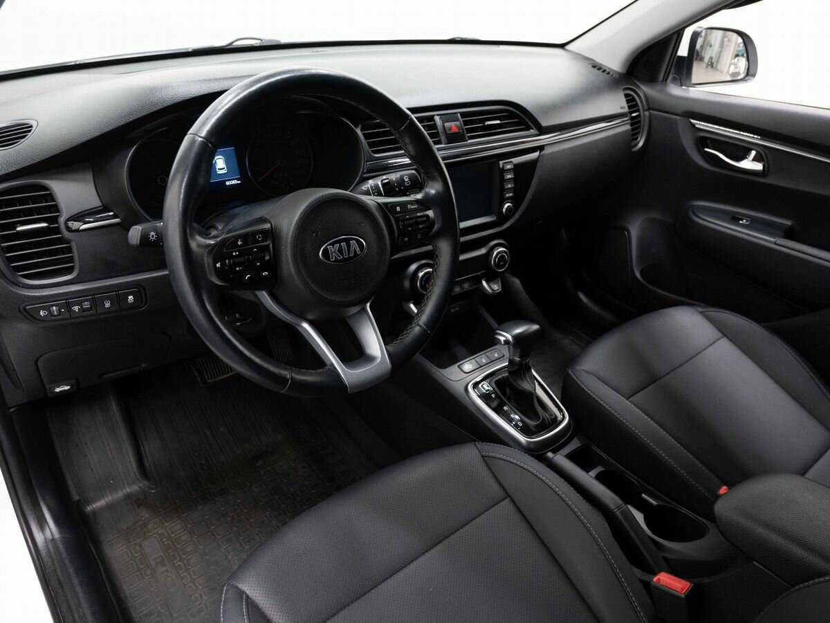 Kia Rio X-Line, 2020 - Фото №7