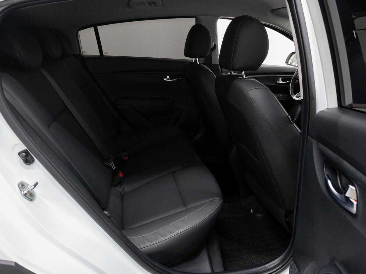 Kia Rio X-Line, 2020 - Фото №10