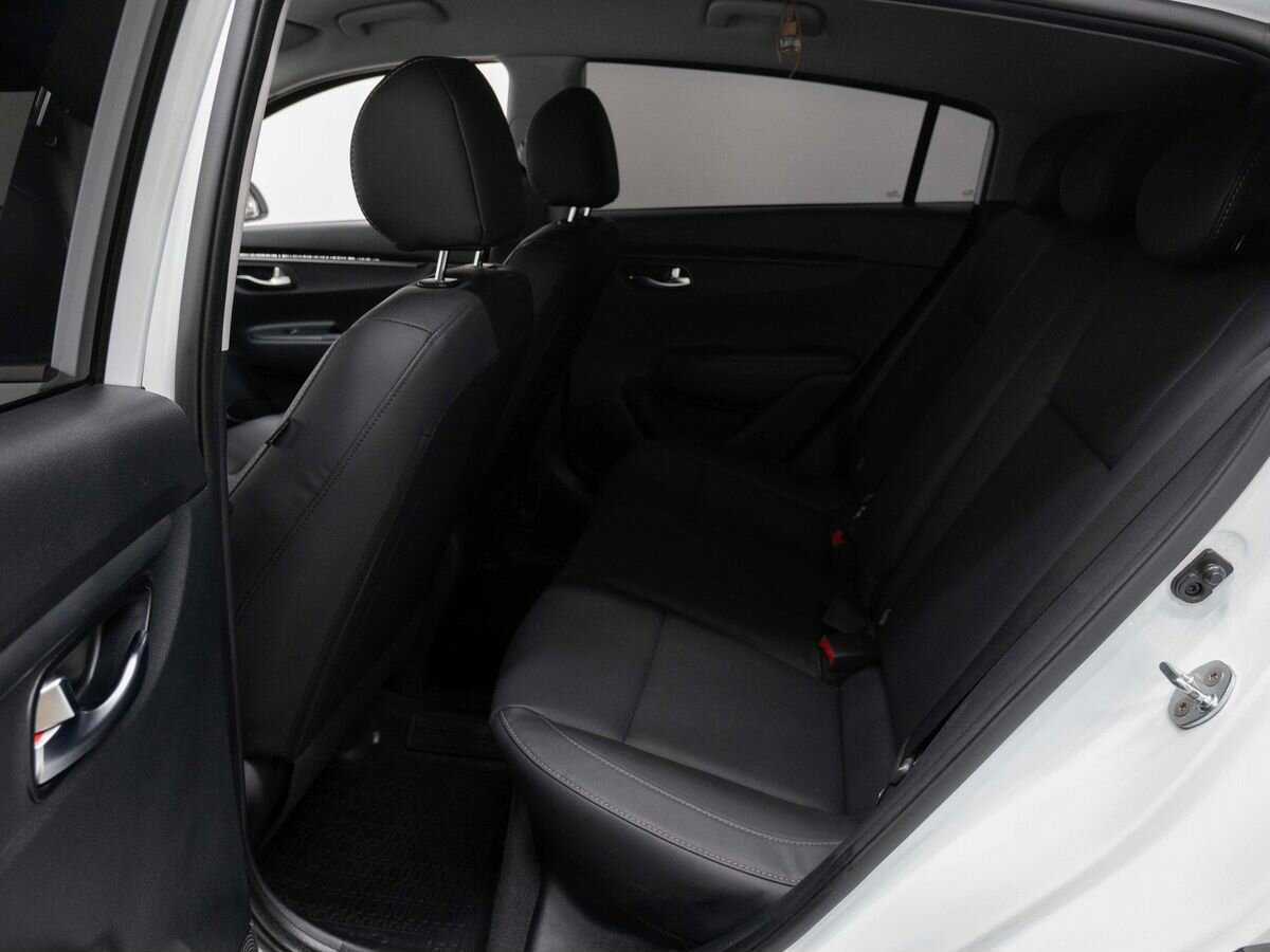Kia Rio X-Line, 2020 - Фото №11