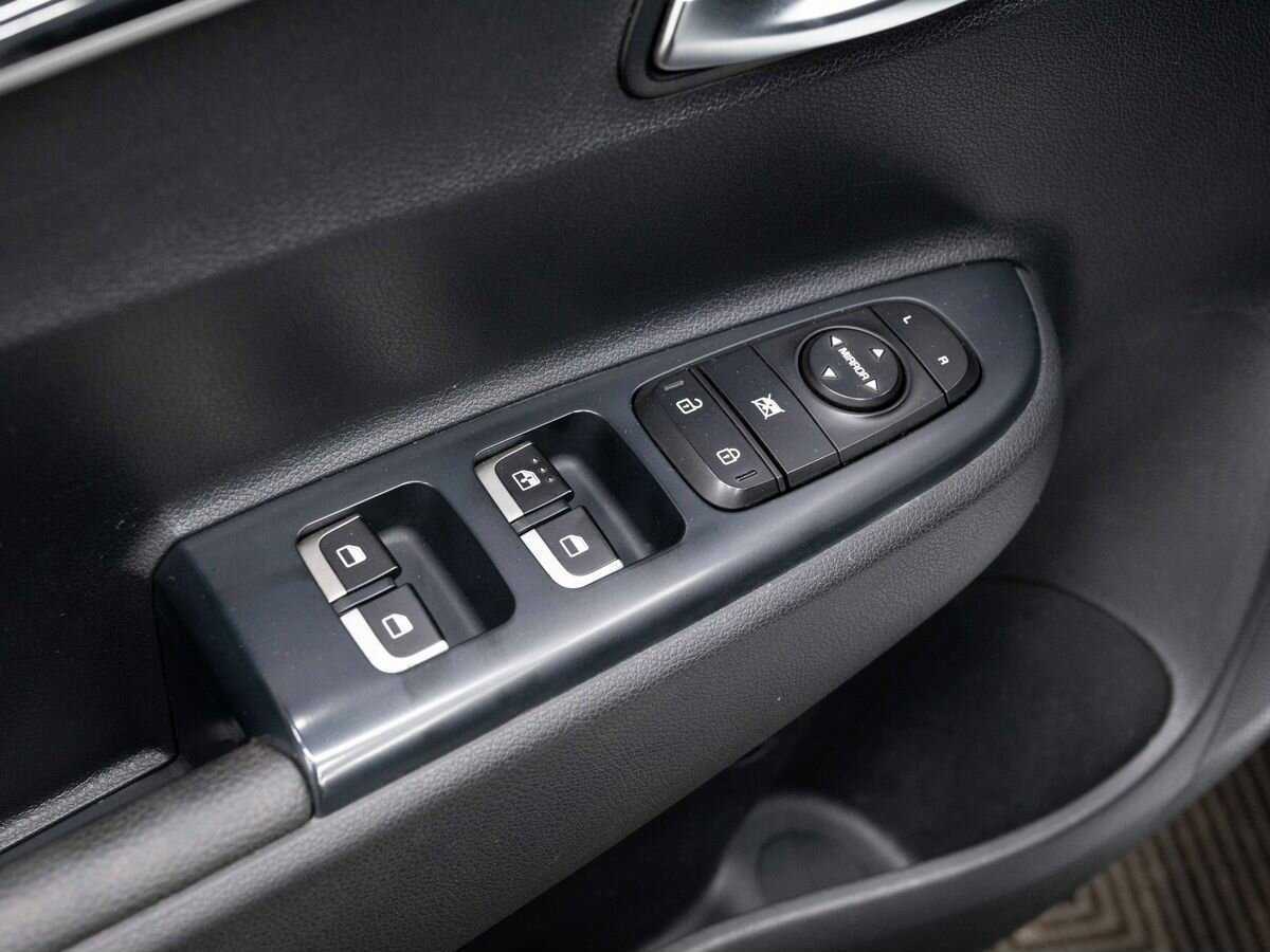 Kia Rio X-Line, 2020 - Фото №19