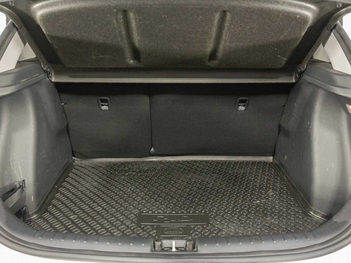 Kia Rio X-Line, 2020 - Фото №26