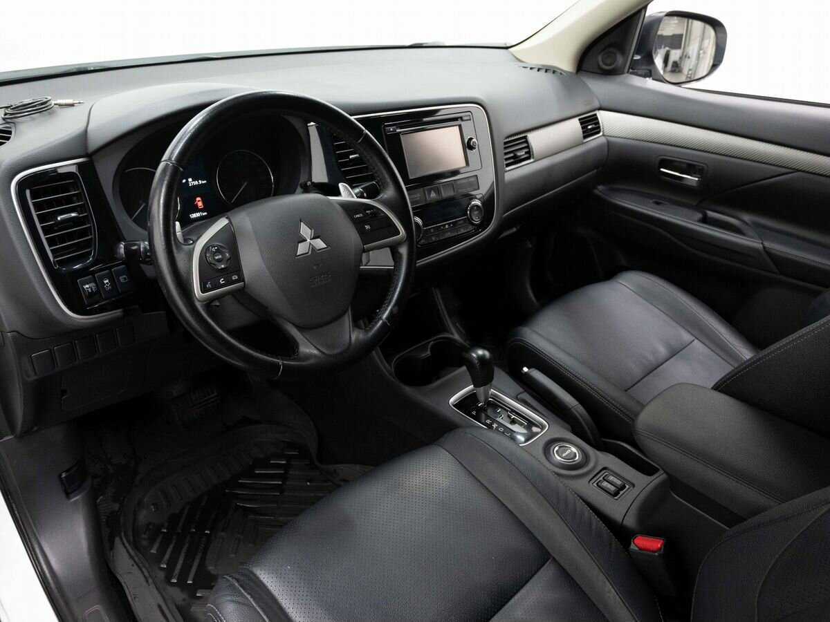 Mitsubishi Outlander, 2012 - Фото №7