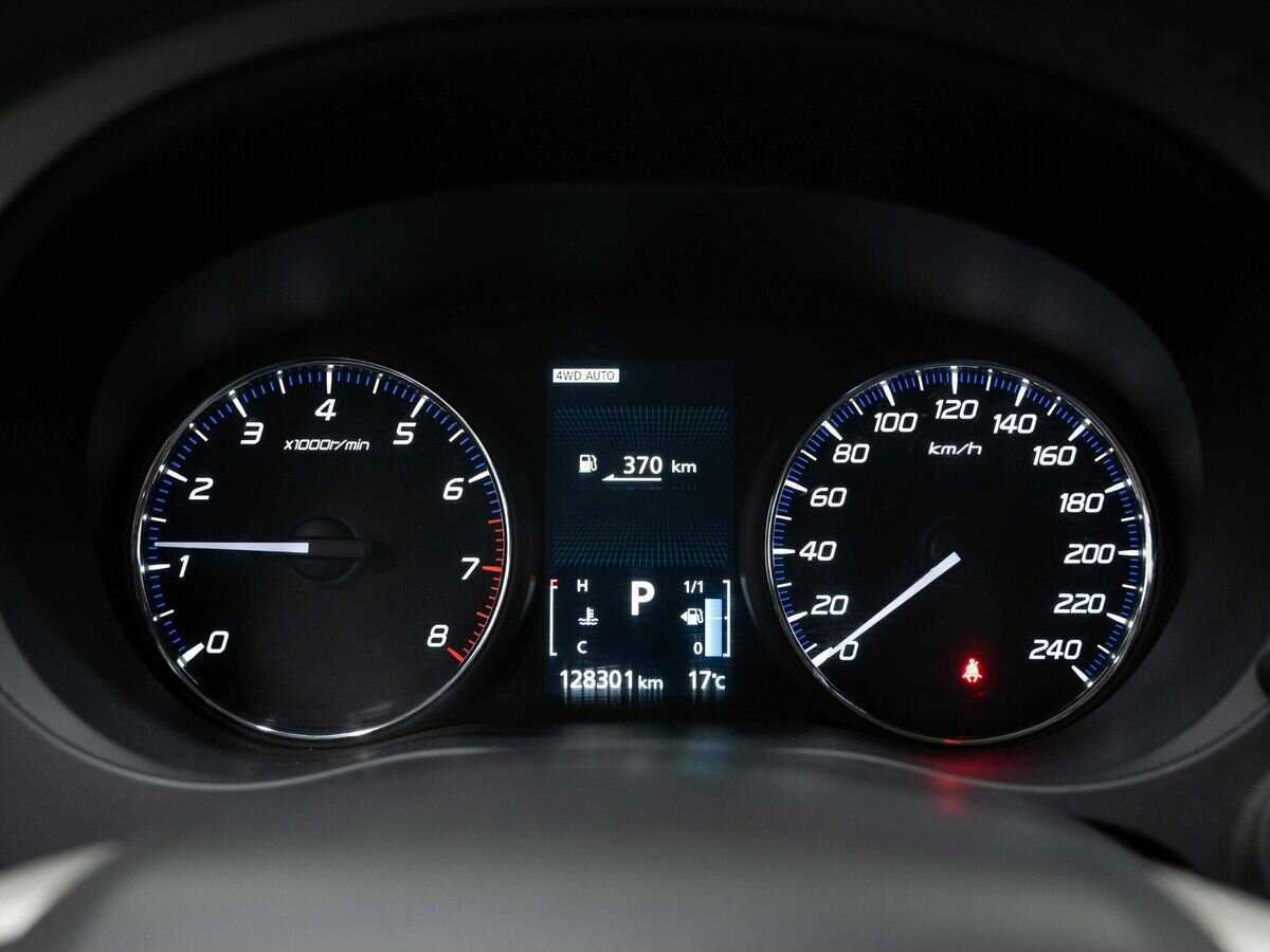 Mitsubishi Outlander, 2012 - Фото №16