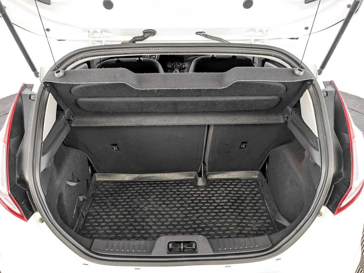 Ford Fiesta, 2017 - Фото №9