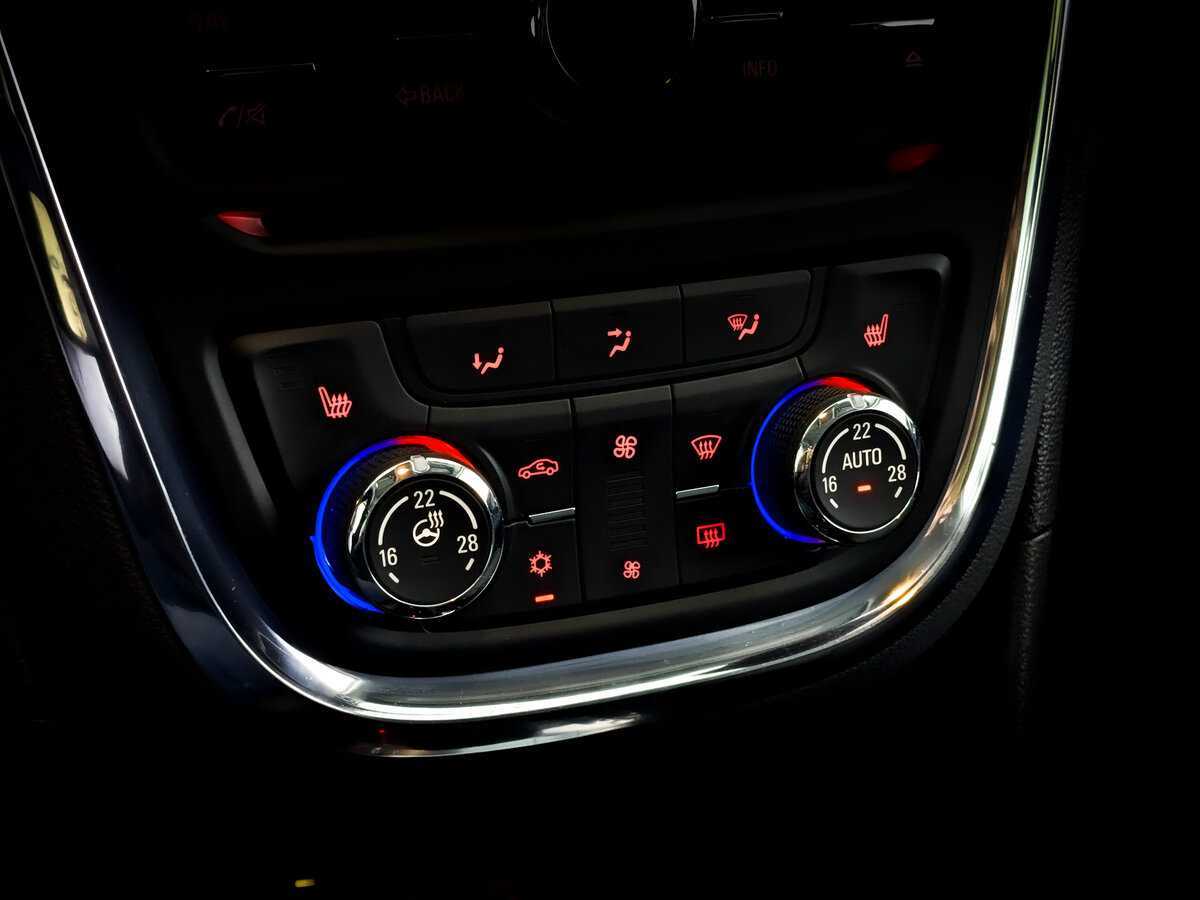 Opel Mokka, 2013 - Фото №24