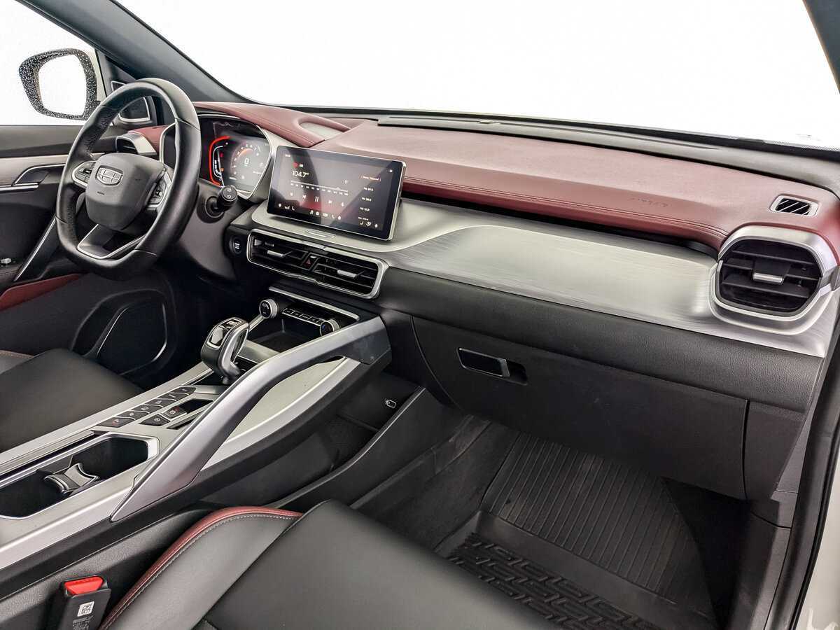 Geely Coolray, 2022 - Фото №10