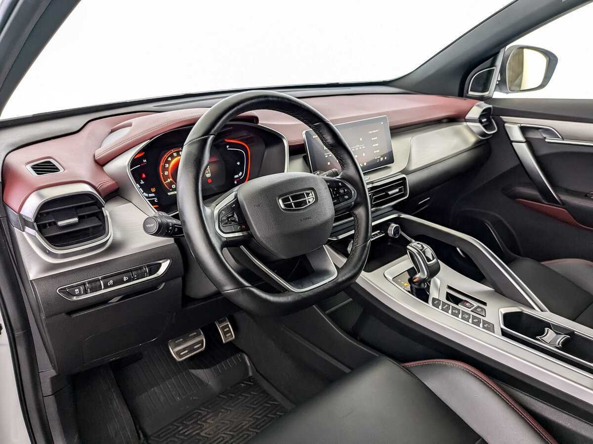 Geely Coolray, 2022 - Фото №15