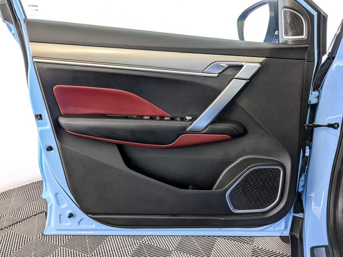 Geely Coolray, 2022 - Фото №18