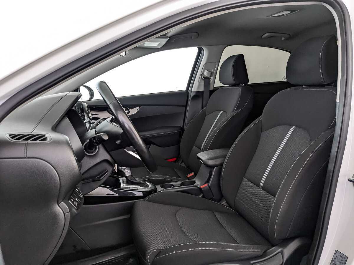 Kia Cerato, 2020 - Фото №17