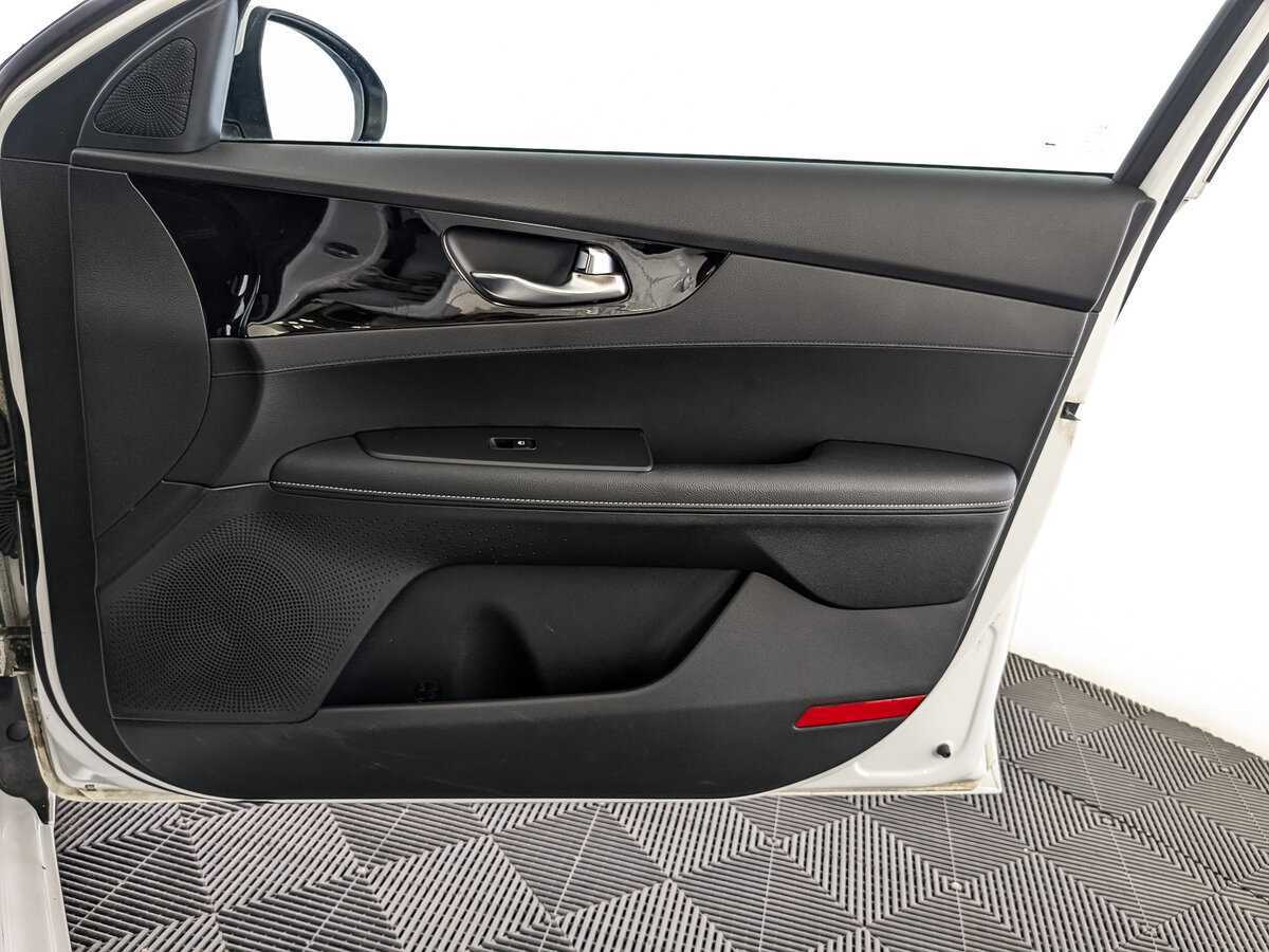 Kia Cerato, 2020 - Фото №22