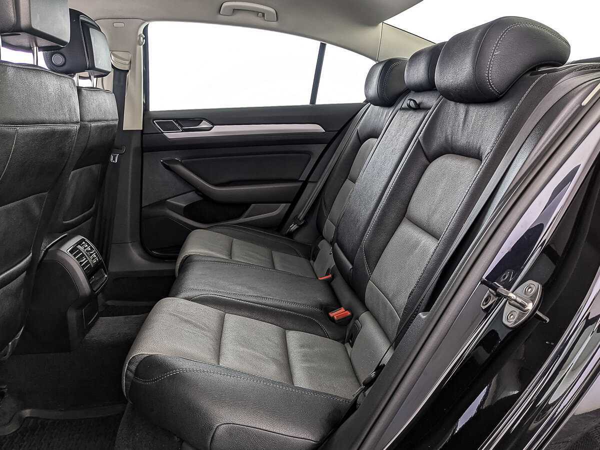 Volkswagen Passat, 2016 - Фото №11