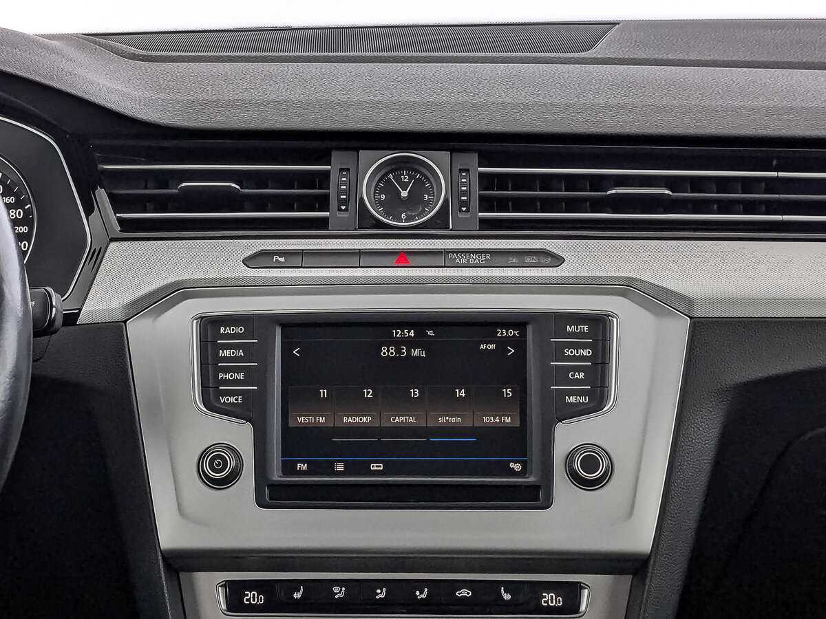 Volkswagen Passat, 2016 - Фото №14