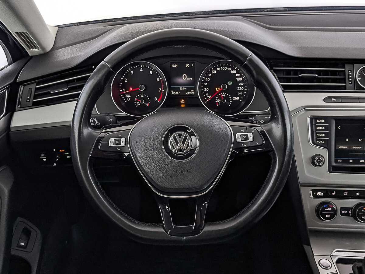 Volkswagen Passat, 2016 - Фото №20