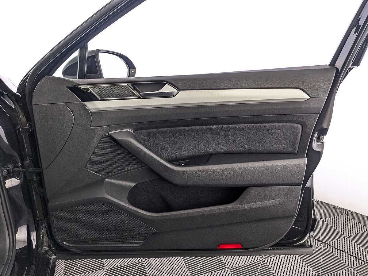 Volkswagen Passat, 2016 - Фото №23