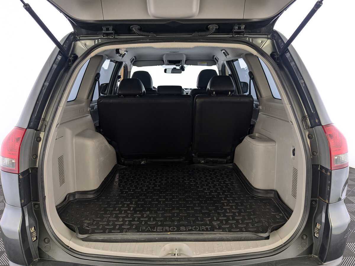 Mitsubishi Pajero Sport, 2013 - Фото №9