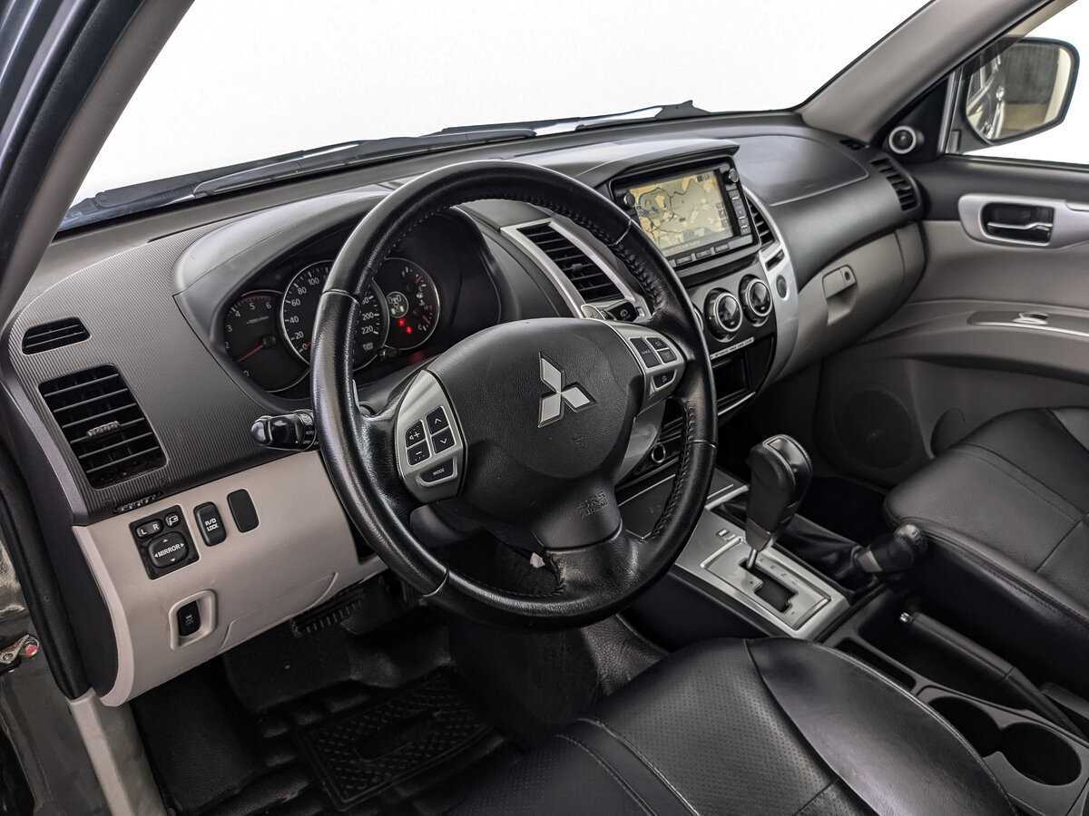 Mitsubishi Pajero Sport, 2013 - Фото №14