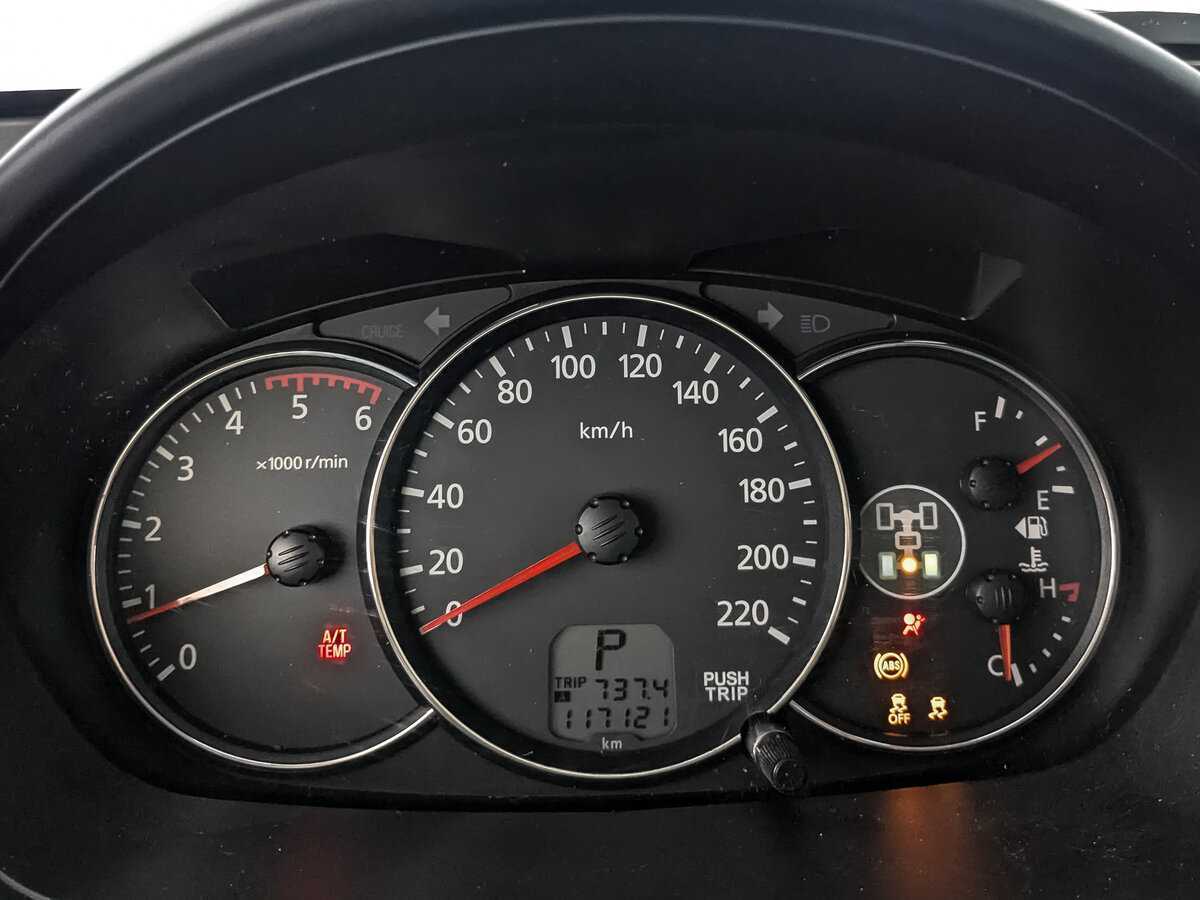 Mitsubishi Pajero Sport, 2013 - Фото №15