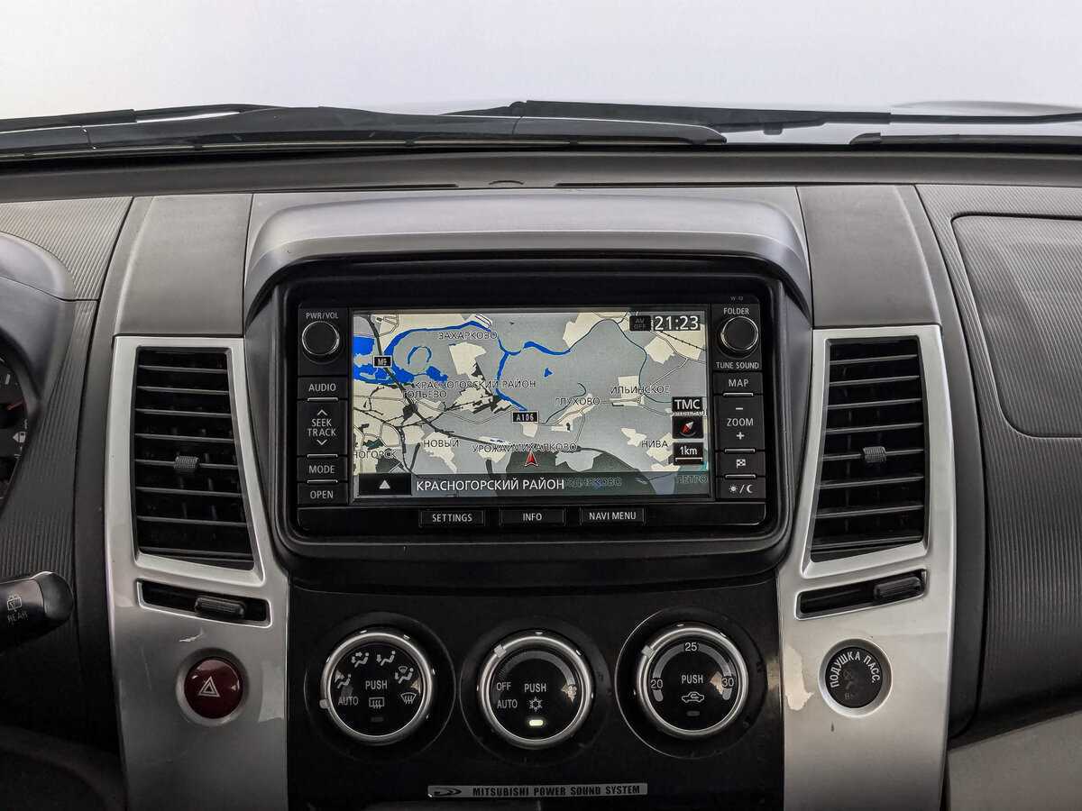 Mitsubishi Pajero Sport, 2013 - Фото №16