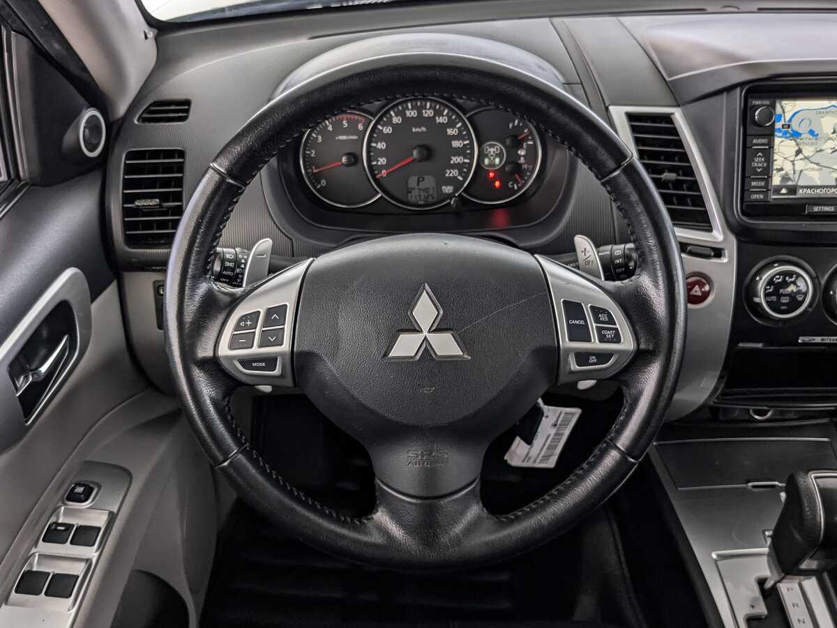 Mitsubishi Pajero Sport, 2013 - Фото №21