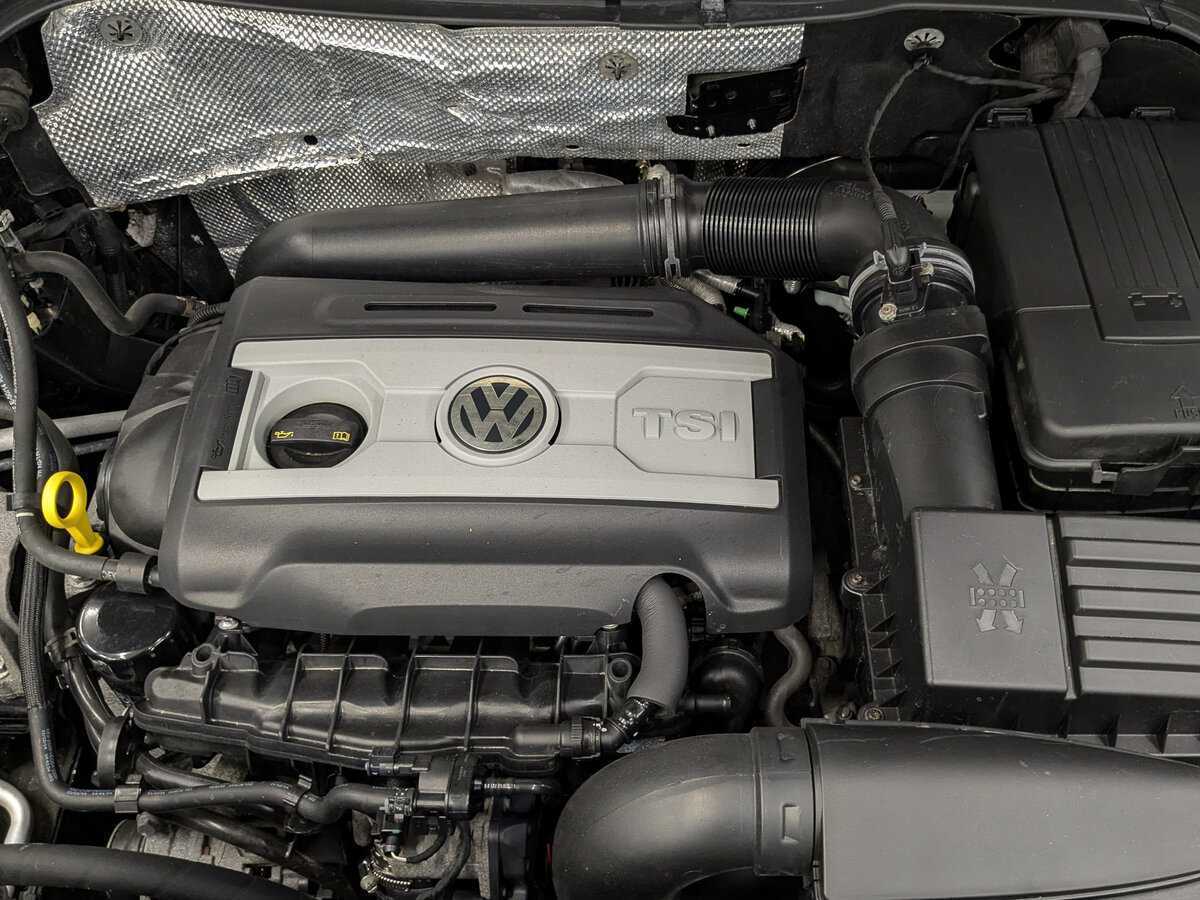 Volkswagen Tiguan, 2015 - Фото №8