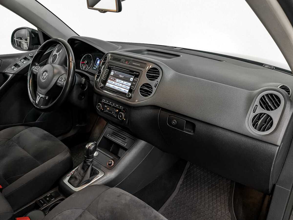 Volkswagen Tiguan, 2015 - Фото №12