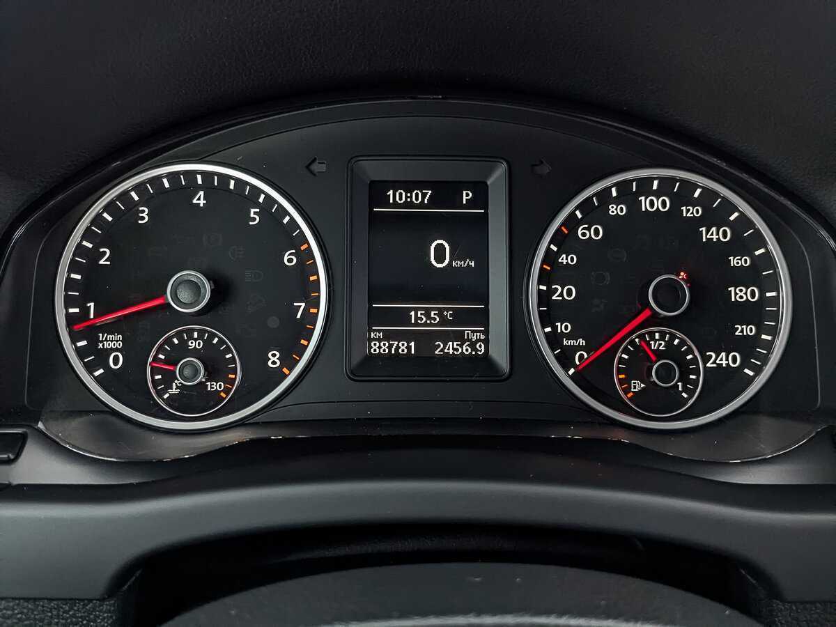 Volkswagen Tiguan, 2015 - Фото №15