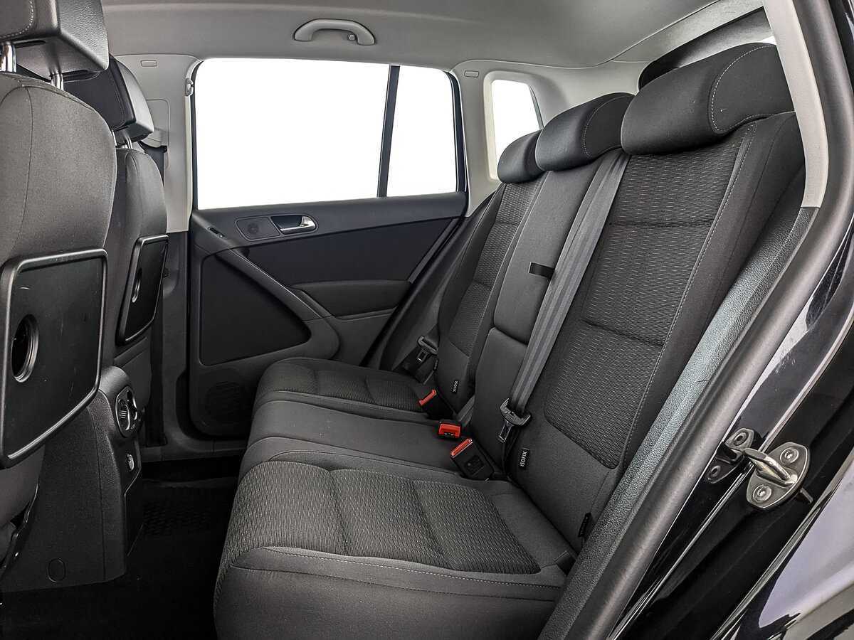 Volkswagen Tiguan, 2015 - Фото №17