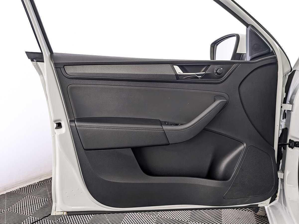 Skoda Rapid, 2020 - Фото №17