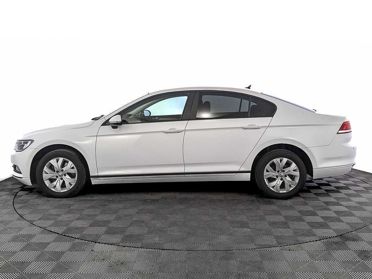 Volkswagen Passat, 2017 - Фото №7