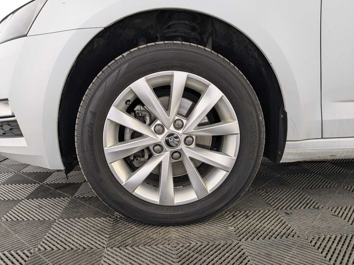 Skoda Octavia, 2019 - Фото №11