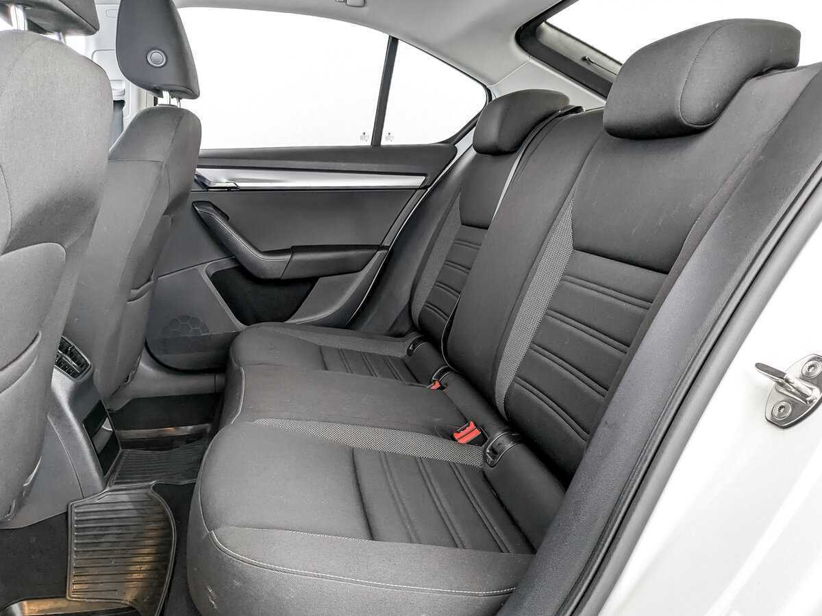 Skoda Octavia, 2018 - Фото №11