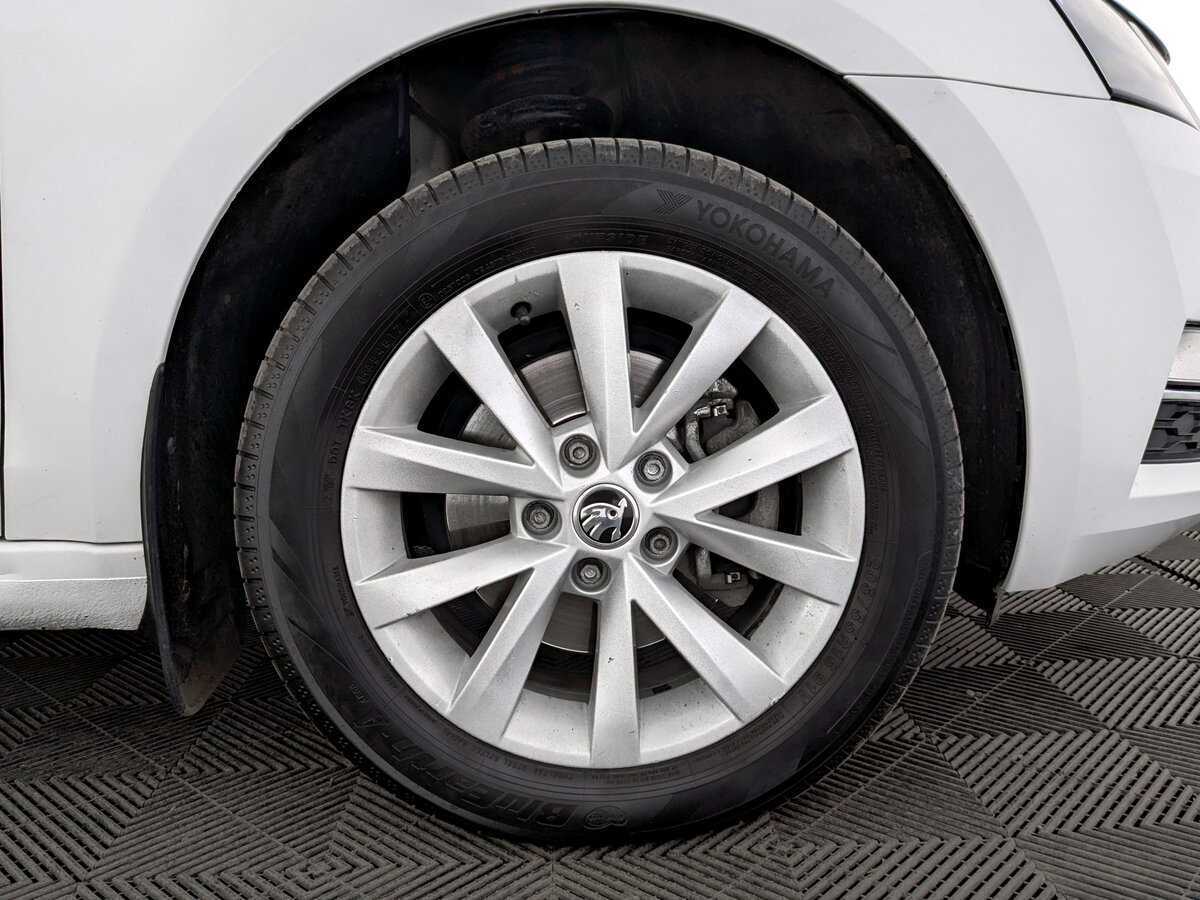 Skoda Octavia, 2018 - Фото №17