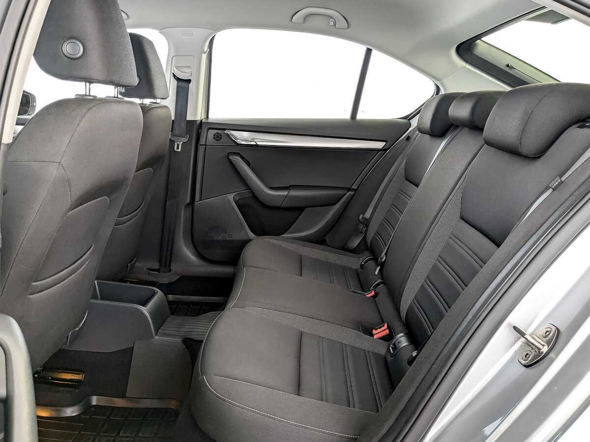 Skoda Octavia, 2018 - Фото №11