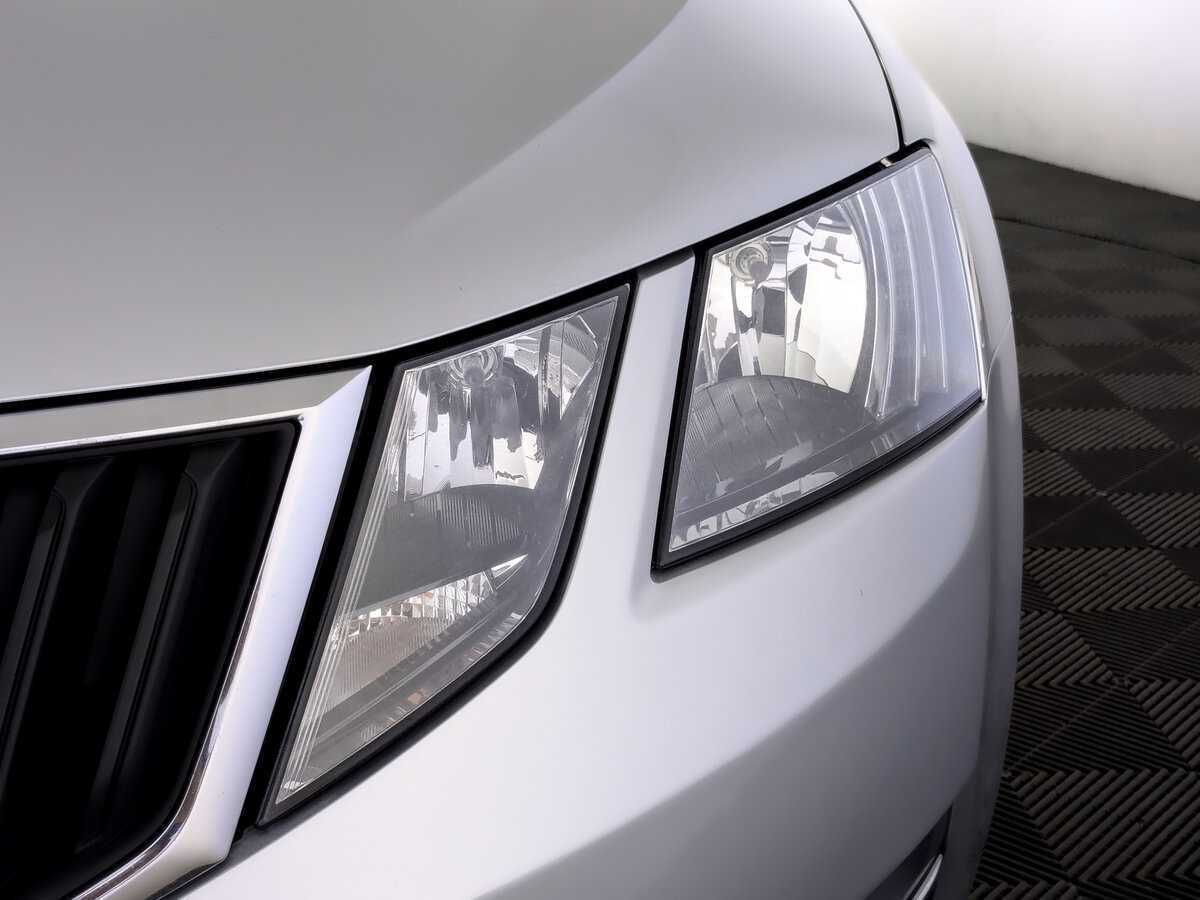 Skoda Octavia, 2018 - Фото №16