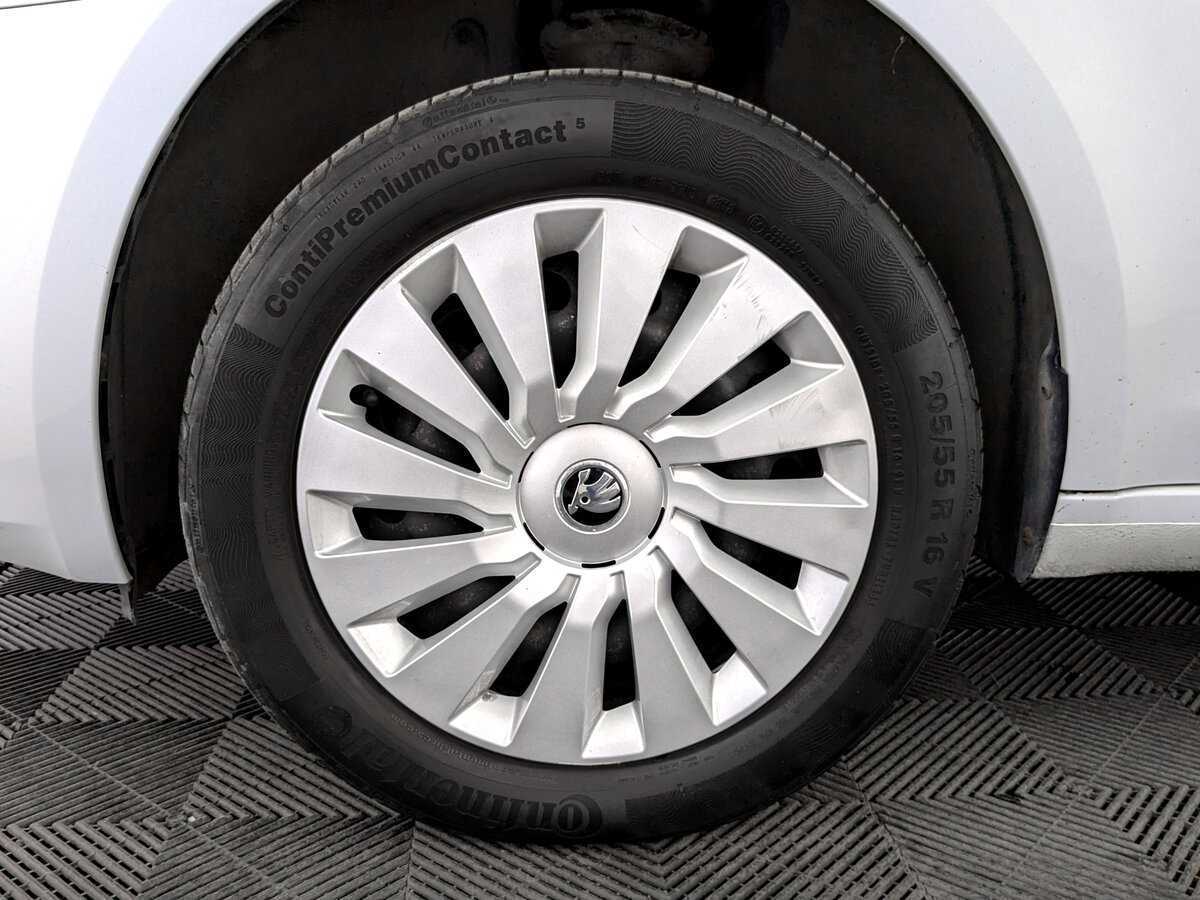 Skoda Octavia, 2018 - Фото №17