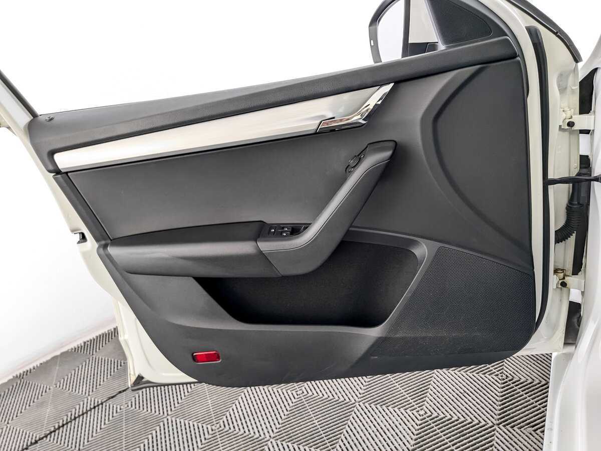 Skoda Octavia, 2018 - Фото №18