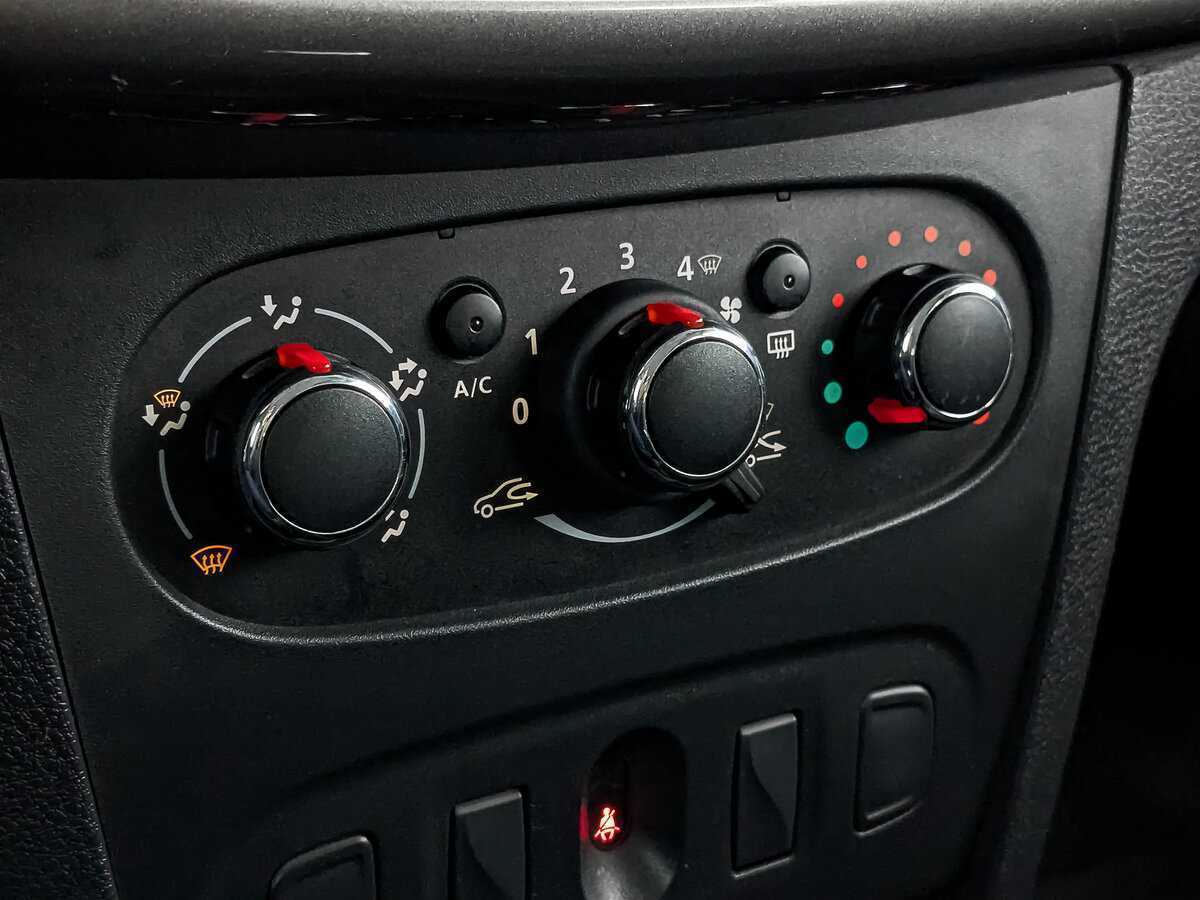 Renault Sandero Stepway, 2022 - Фото №23