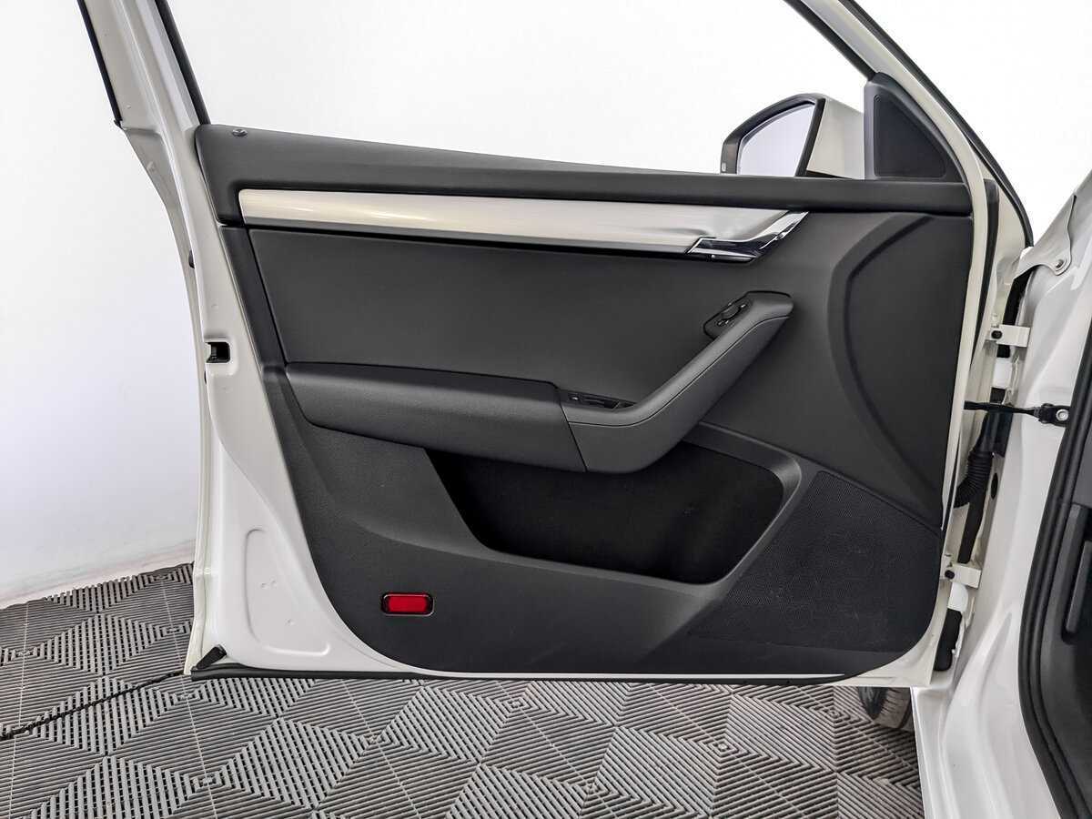 Skoda Octavia, 2018 - Фото №18