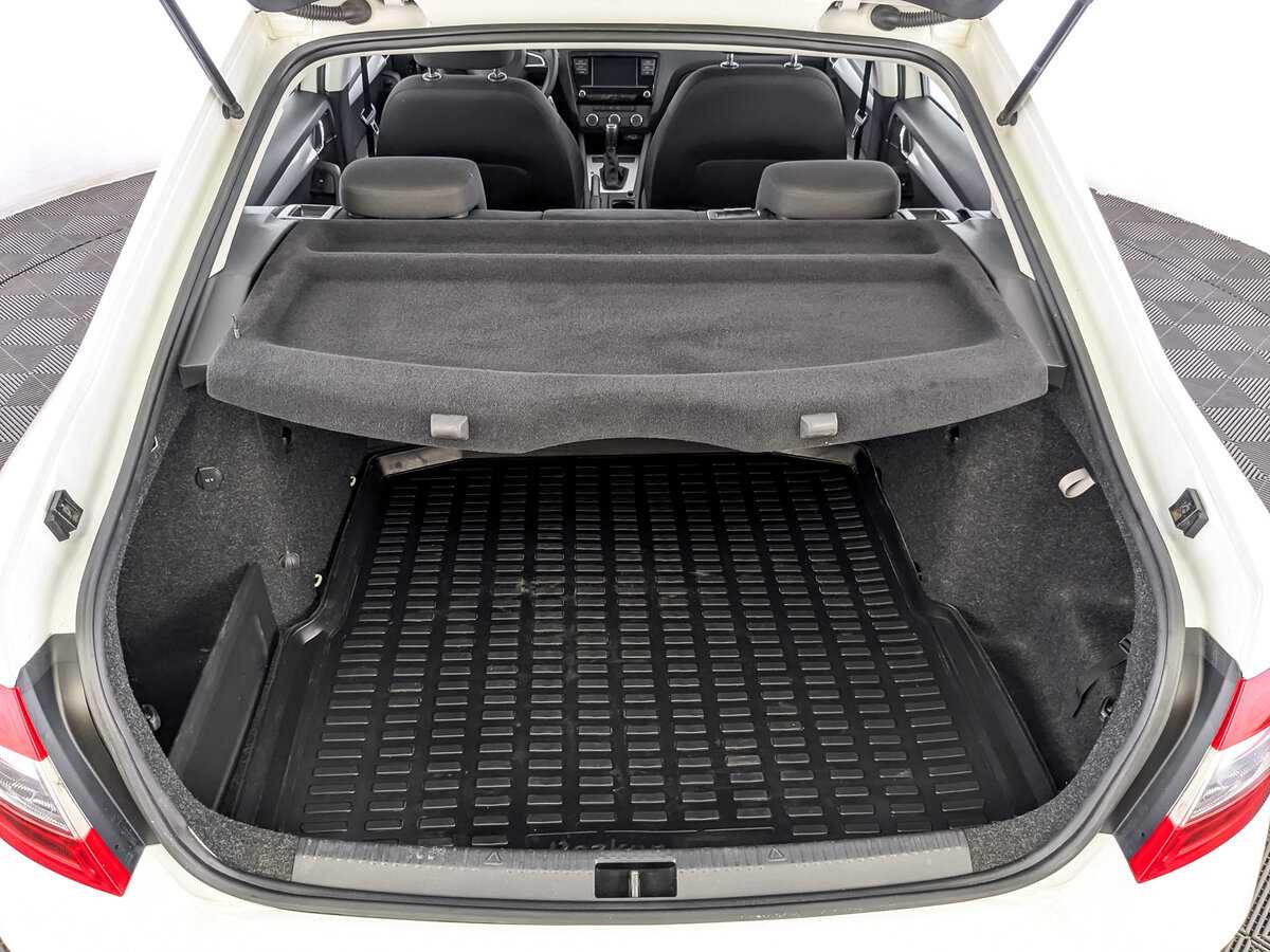 Skoda Octavia, 2018 - Фото №9