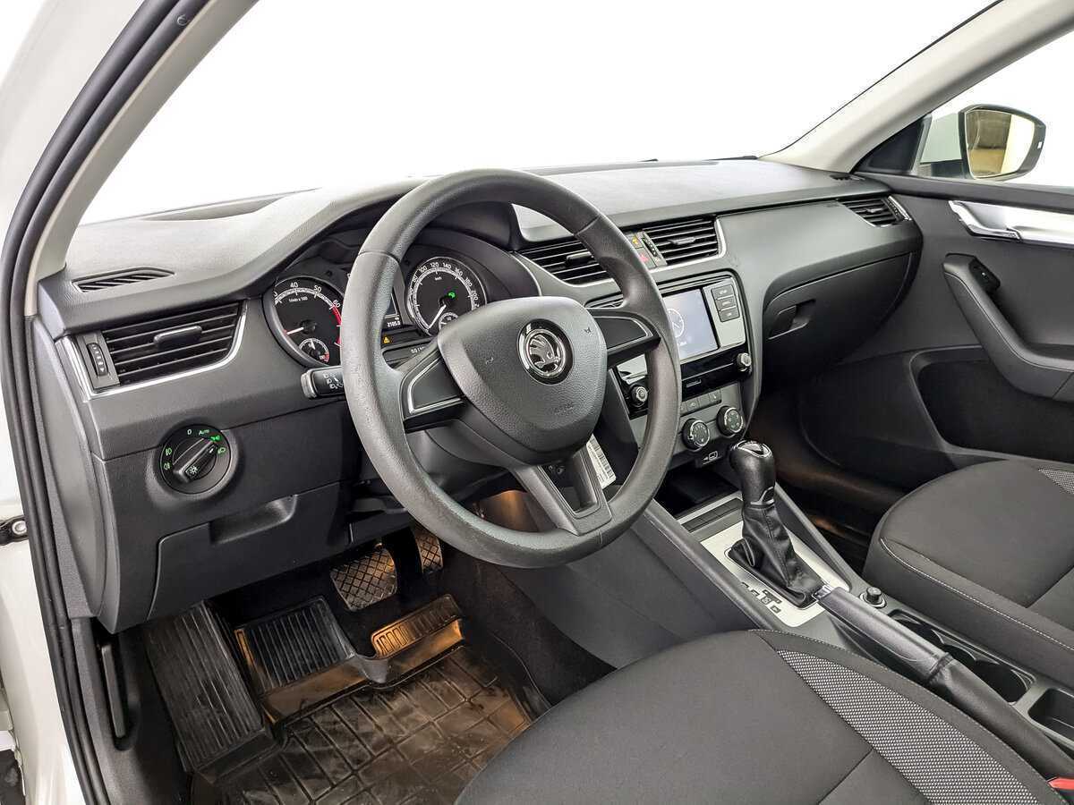 Skoda Octavia, 2018 - Фото №15