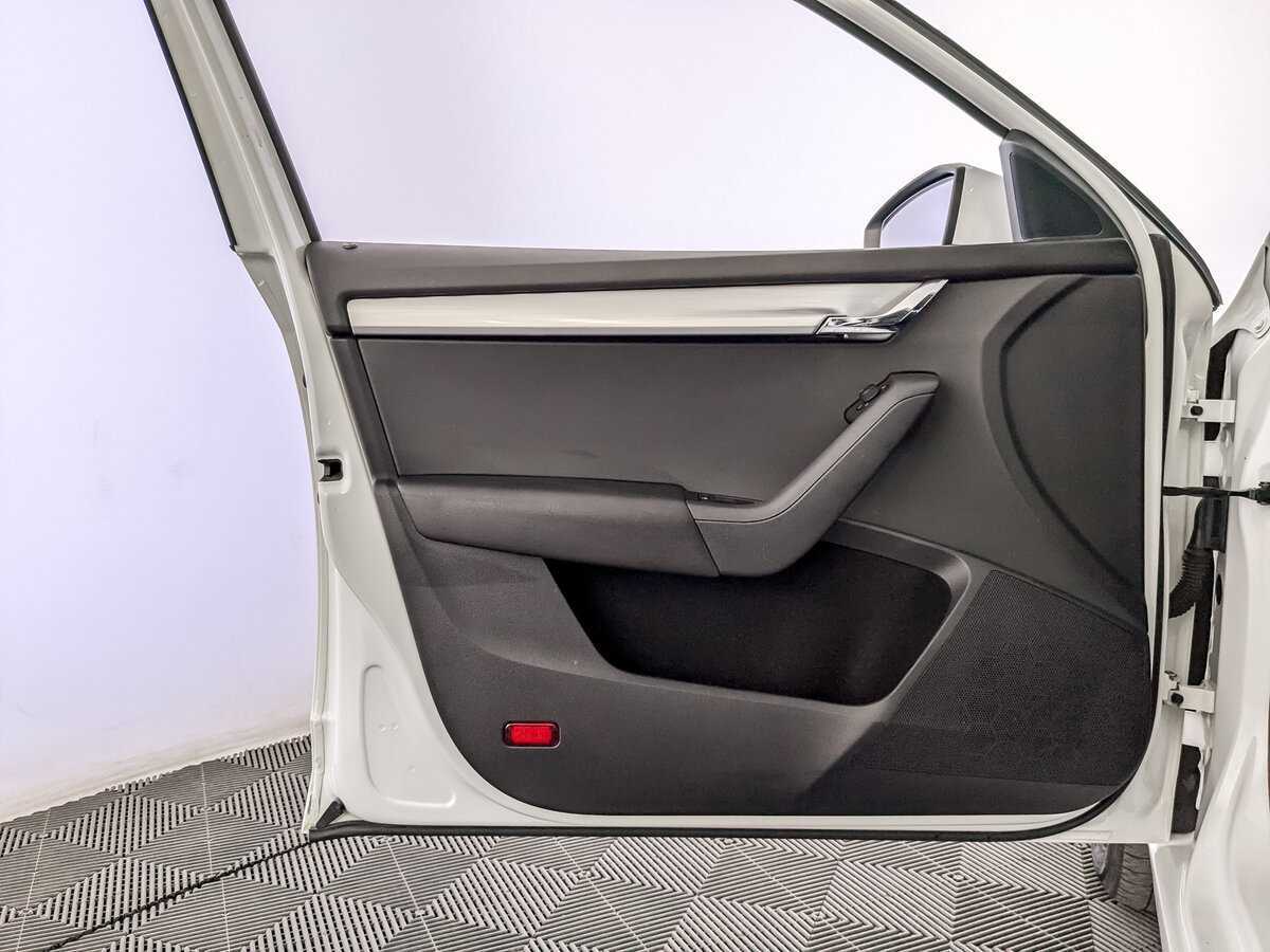 Skoda Octavia, 2018 - Фото №18