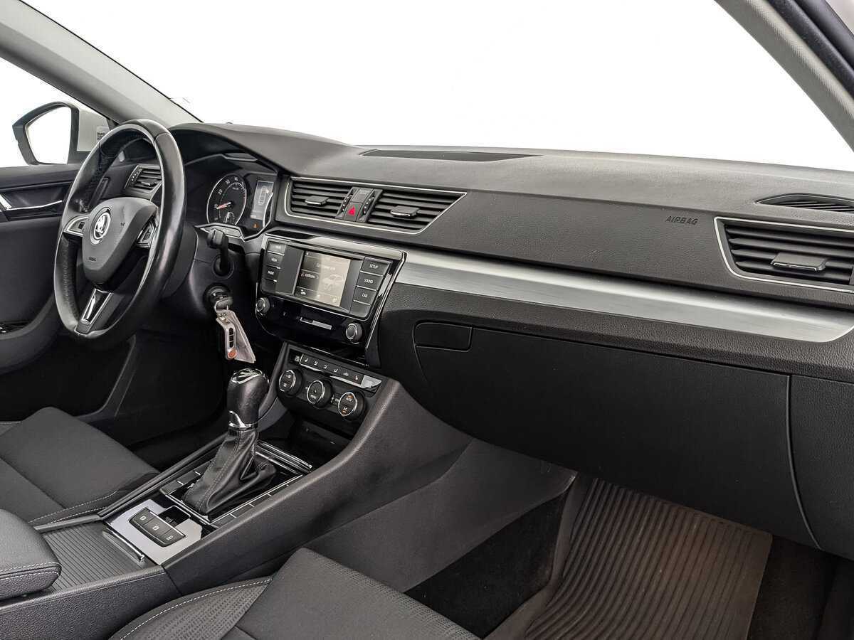 Skoda Superb, 2017 - Фото №12