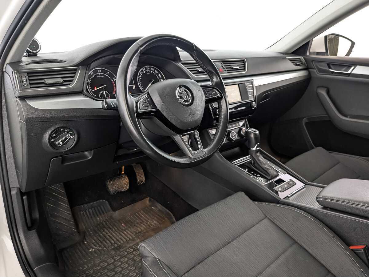 Skoda Superb, 2017 - Фото №14