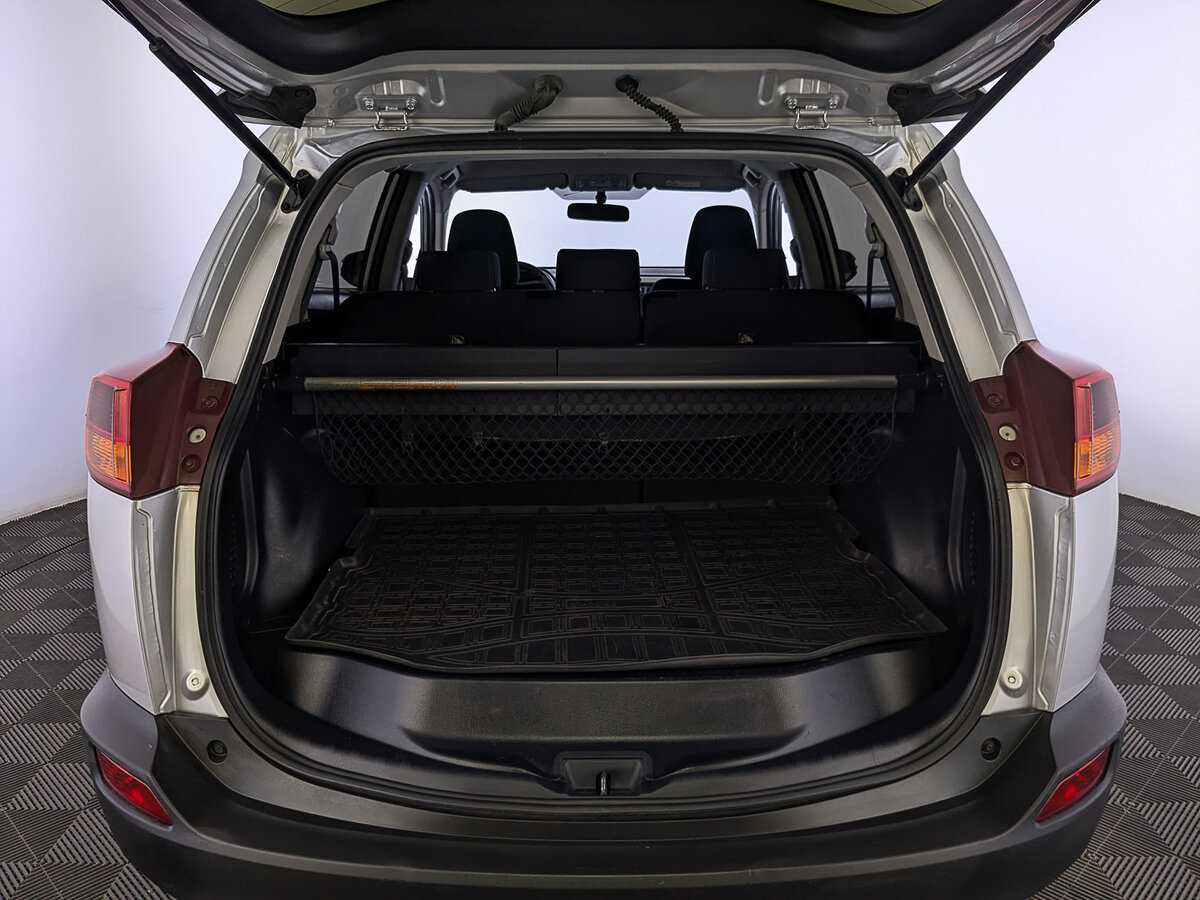 Toyota RAV4, 2013 - Фото №9