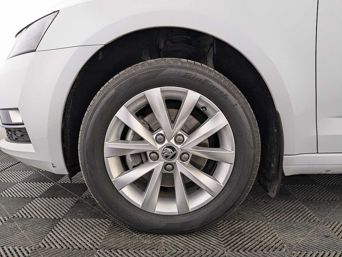 Skoda Octavia, 2019 - Фото №11